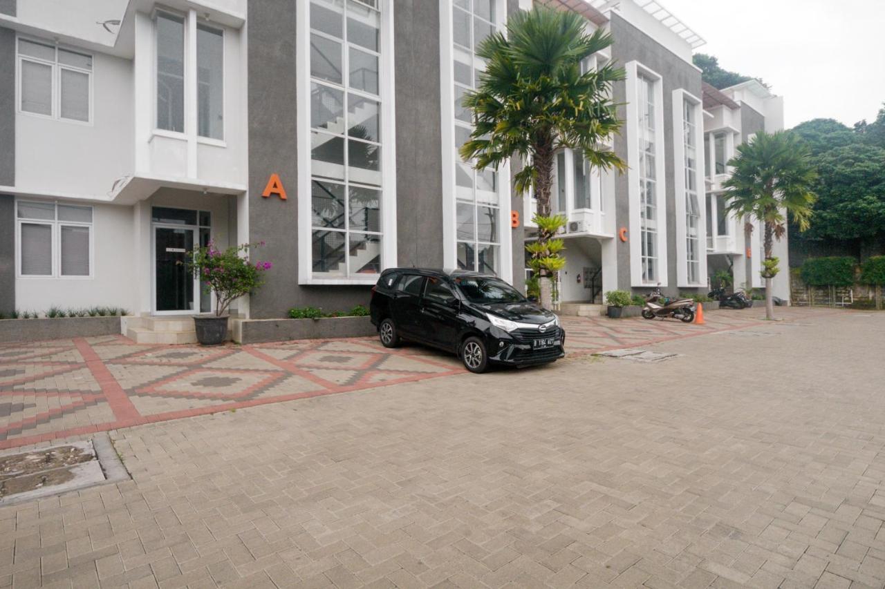 Oyo Life 3204 Beverly Park Бандунг Экстерьер фото